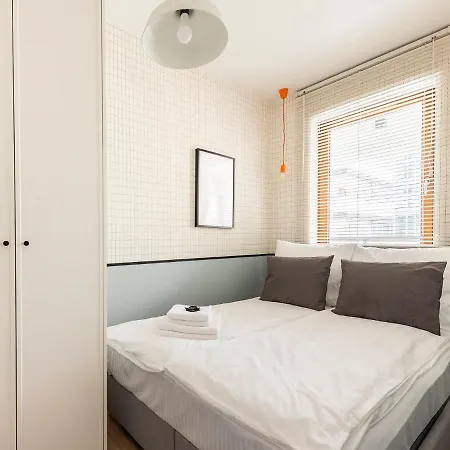 Yoursecondflat Grzybowska Metropoint Apartament Warszawa