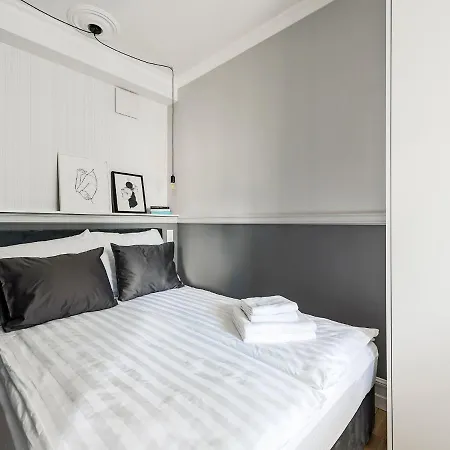 Yoursecondflat Grzybowska Metropoint Apartament Warszawa