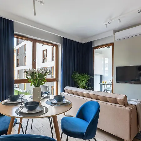 Апартаменти Yoursecondflat Grzybowska Metropoint Варшава