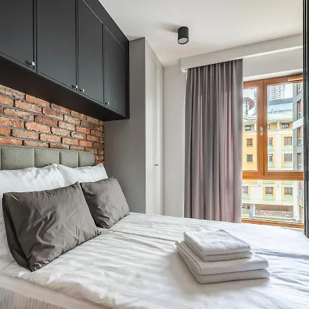Yoursecondflat Grzybowska Metropoint Апартаменти
