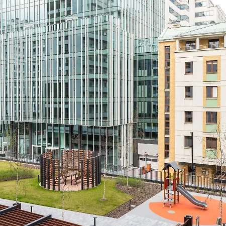 Апартаменти Yoursecondflat Grzybowska Metropoint Варшава