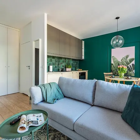 Апартаменти Yoursecondflat Grzybowska Metropoint *