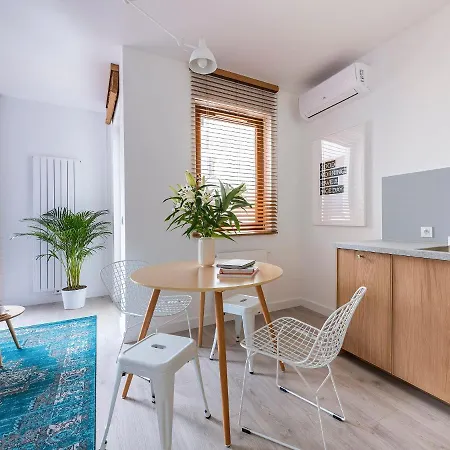 Yoursecondflat Grzybowska Metropoint * Varsovie
