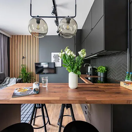 Yoursecondflat Grzybowska Metropoint * Varsovie