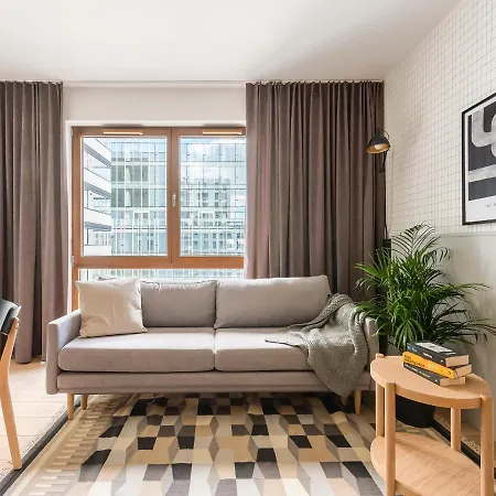 Yoursecondflat Grzybowska Metropoint Апартаменти